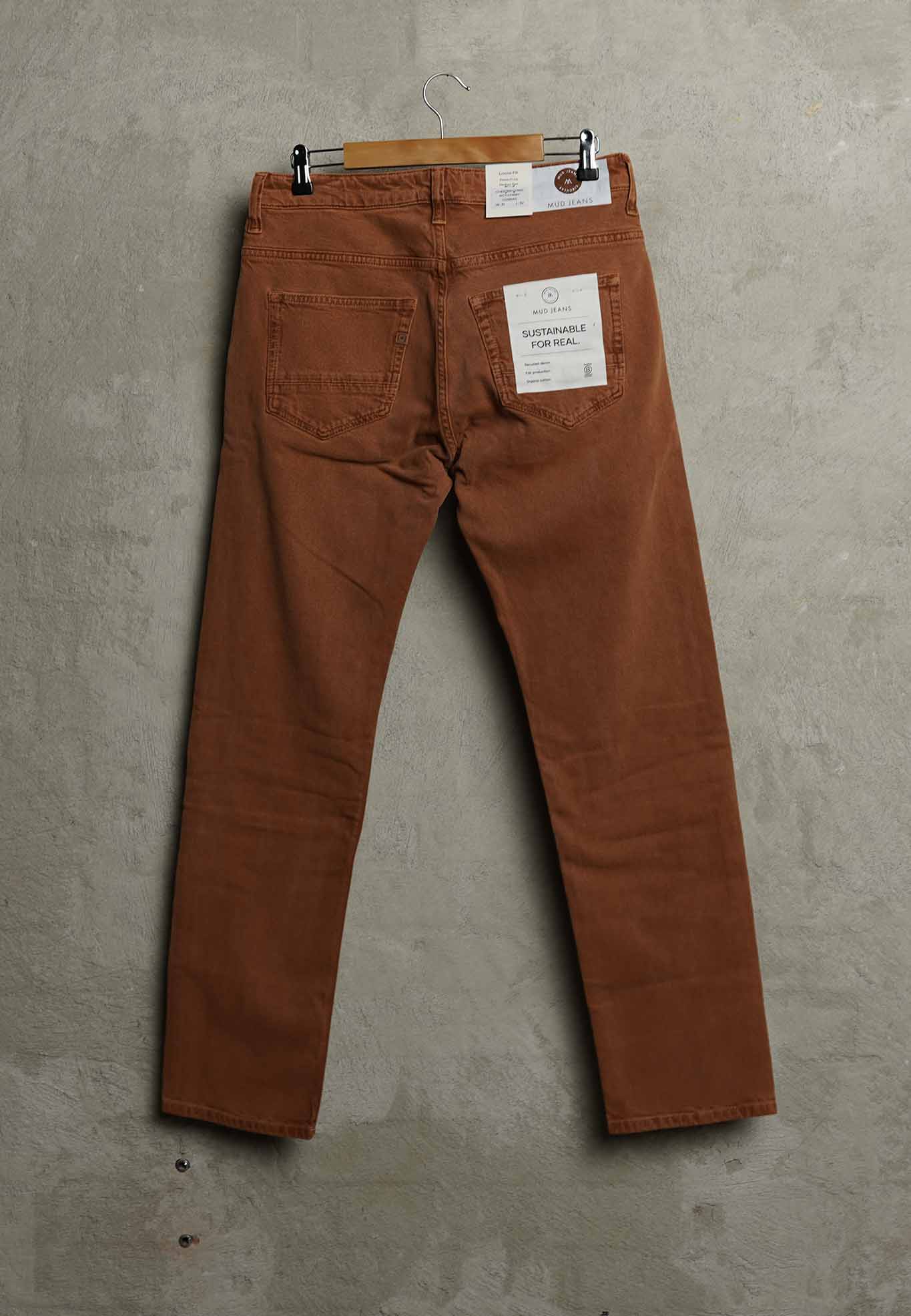 Men - MUD Jeans - Chester Chino - Cognac