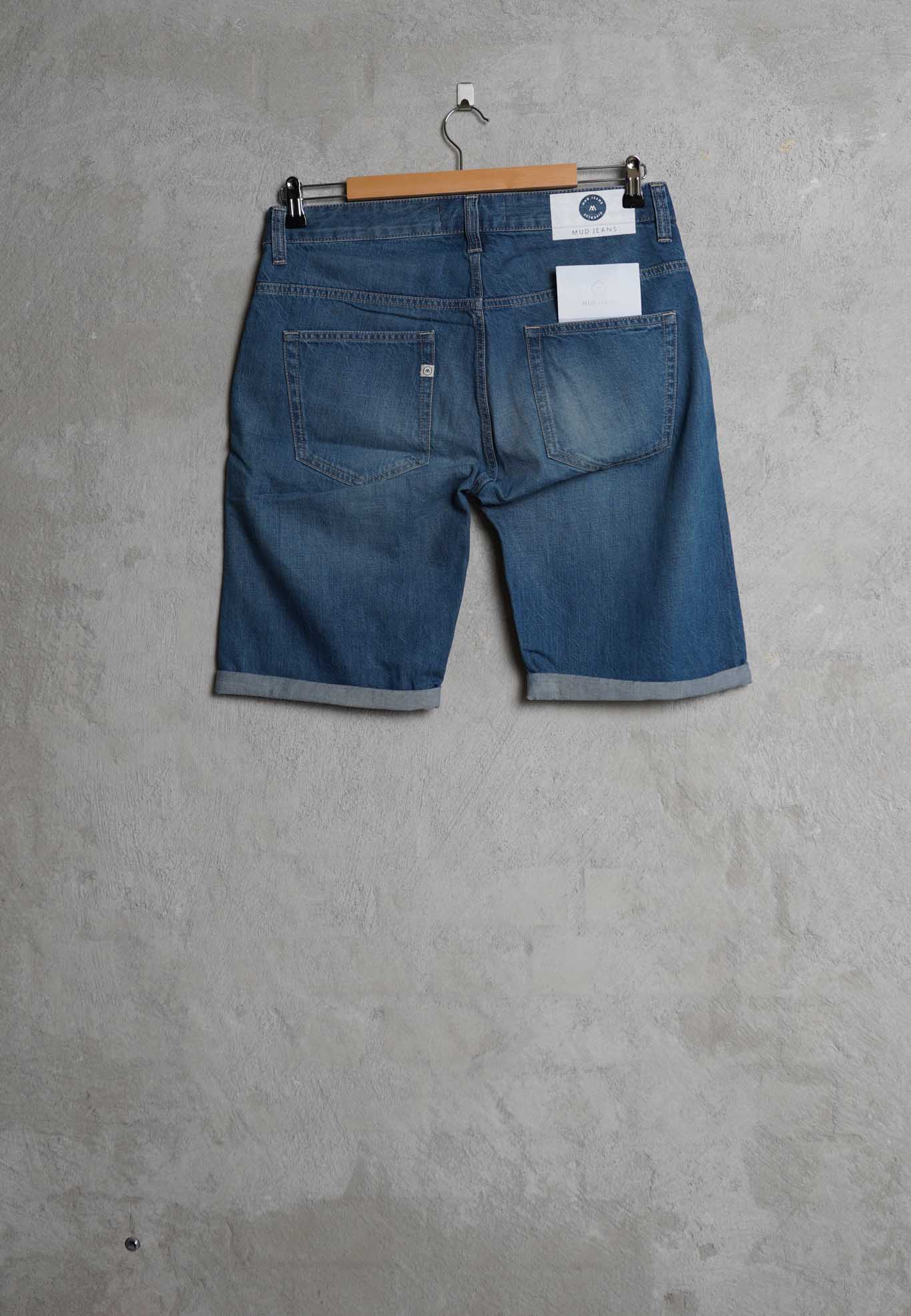 Men - MUD Jeans - Carlo Short - Medium Worn